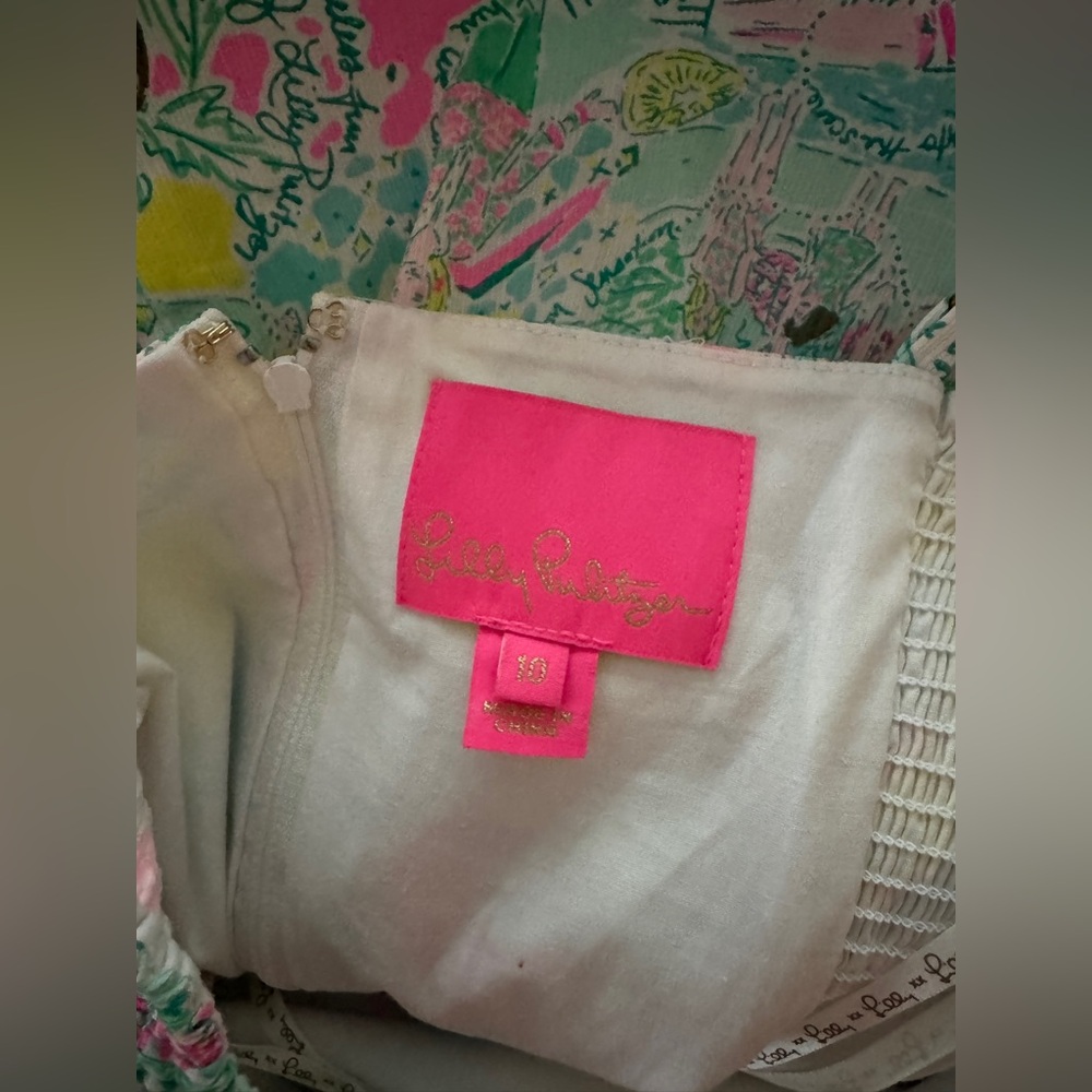 Euc Lilly Pulitzer sz 10 Jesse Strap Romper Pop up in the beginning Trip Travel - Picture 3 of 3